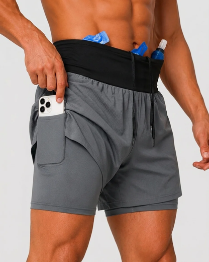 Detalle del bolsillo de la pantaloneta SKUR 5AM en gris